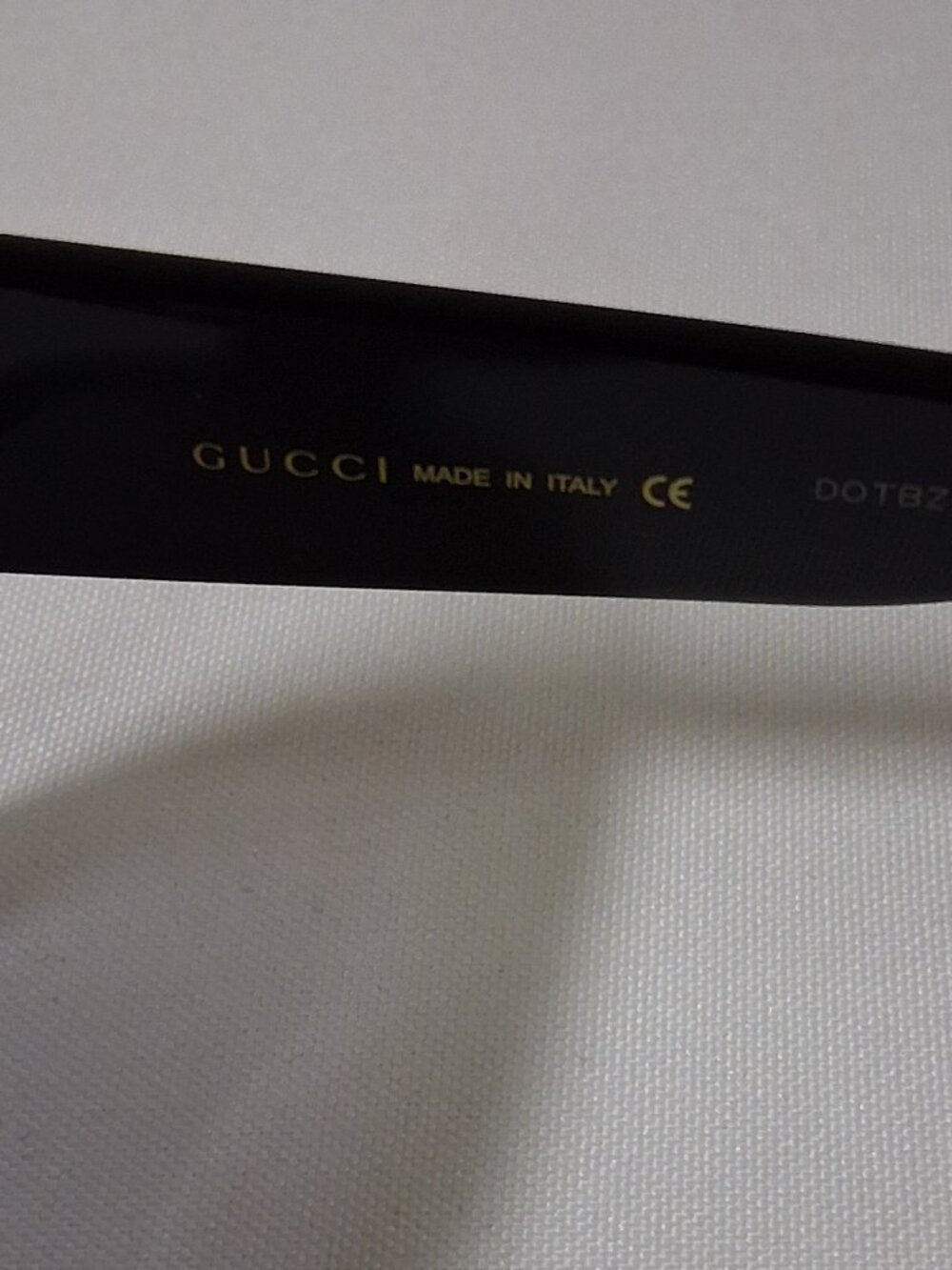 Gucci GG0083S Sunglasses 55-24-140 – Store Sample – Complete Set - Picture 3 of 6